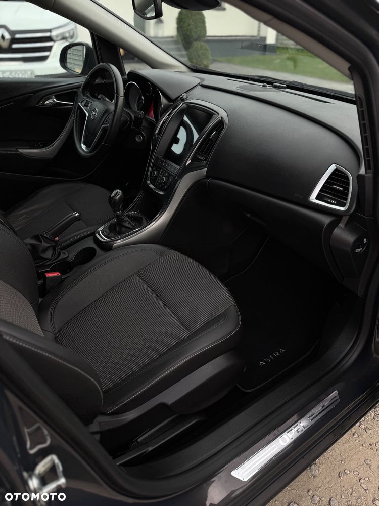 Opel Astra 1.4 T Cosmo - 13