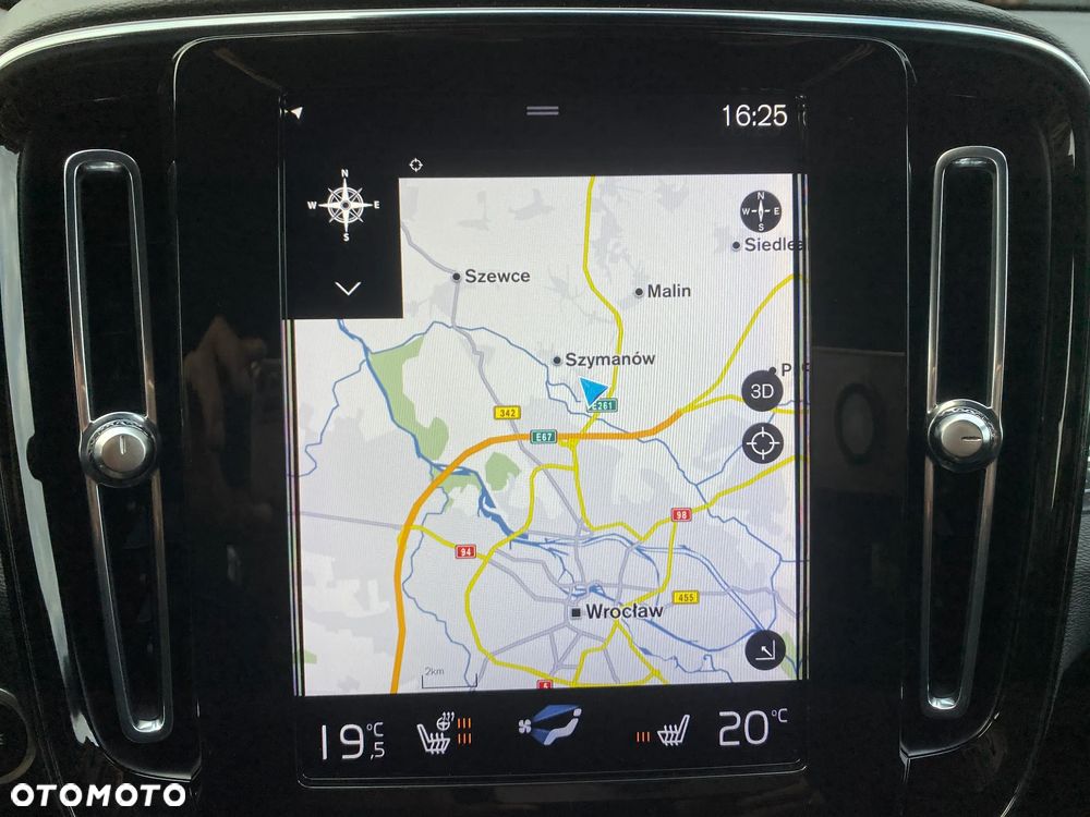 Volvo XC 40 T3 R-Design - 30