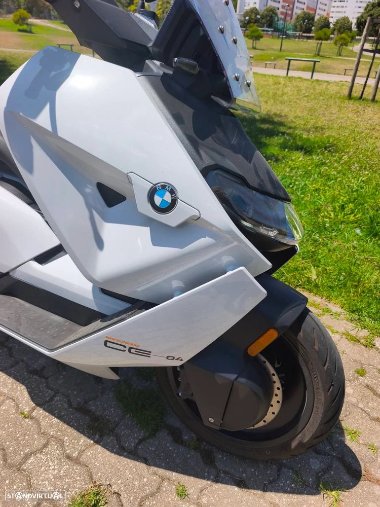 BMW CE 04 - 11