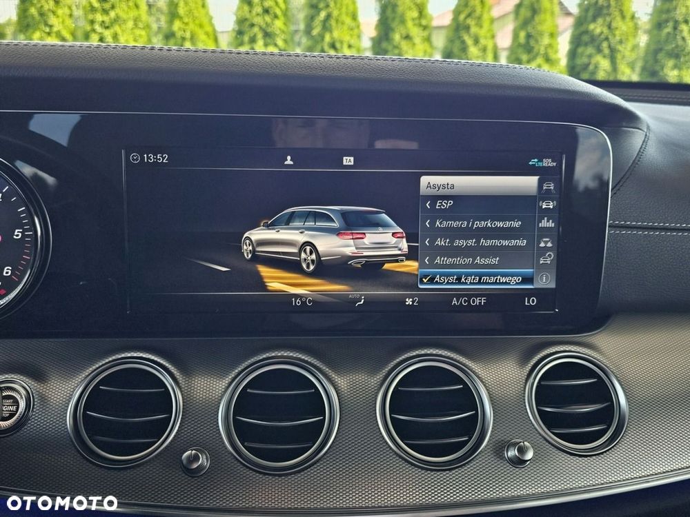 Mercedes-Benz Klasa E - 24