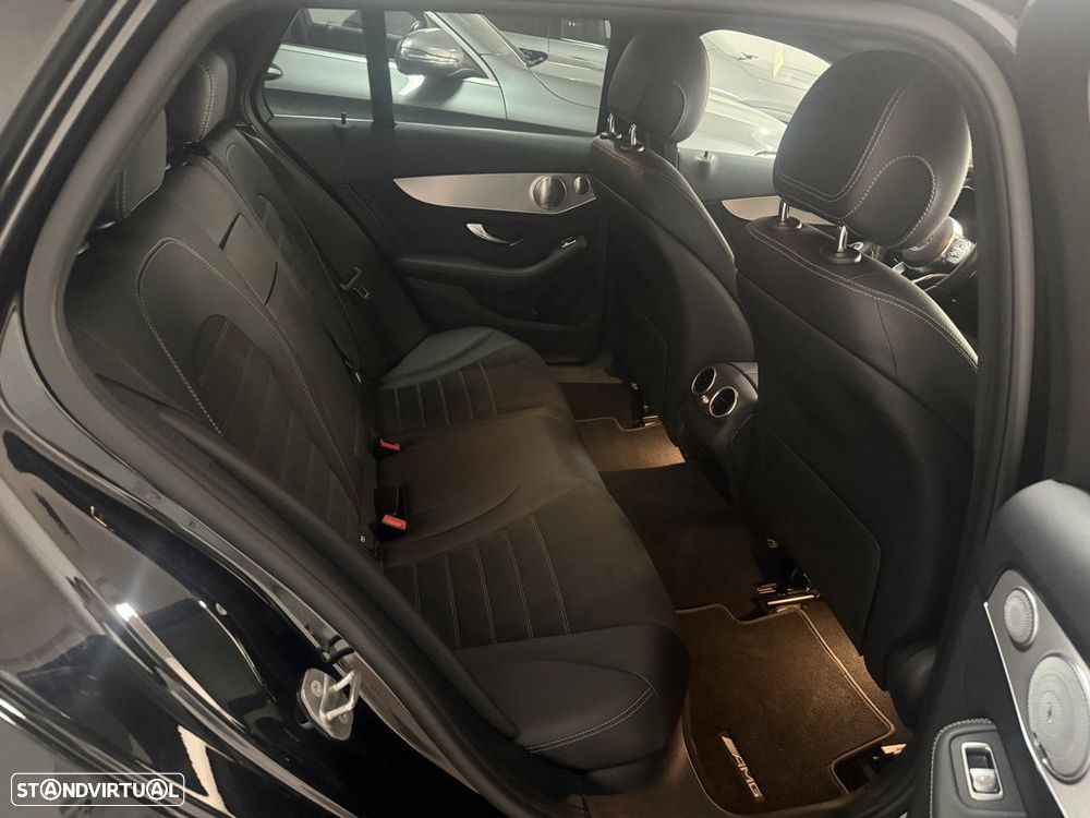 Mercedes-Benz C 300 de AMG Line - 18