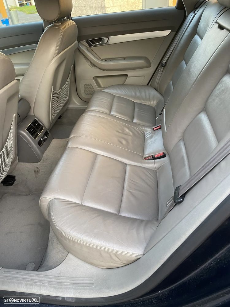 Audi A6 Avant 2.0 TDI S-Line - 11