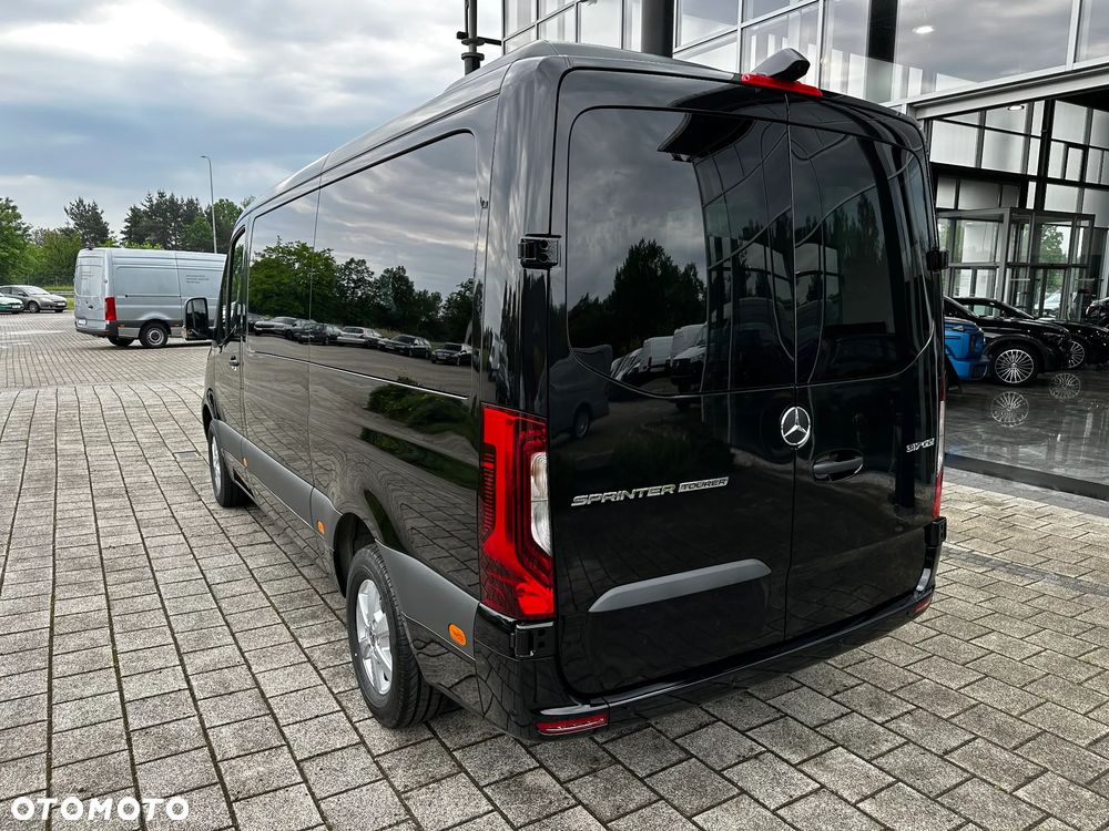 Mercedes-Benz Sprinter - 8