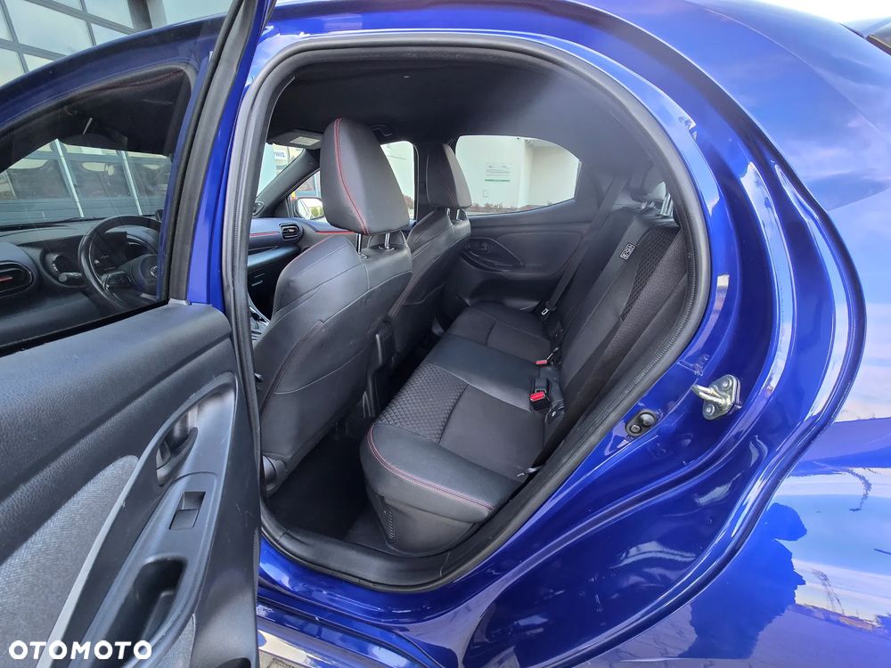 Toyota Yaris - 15