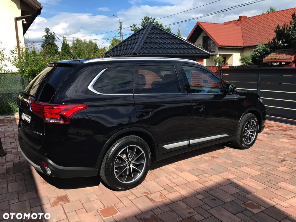 Mitsubishi Outlander 2.2 DI-D 4WD Diamant Edition - 6