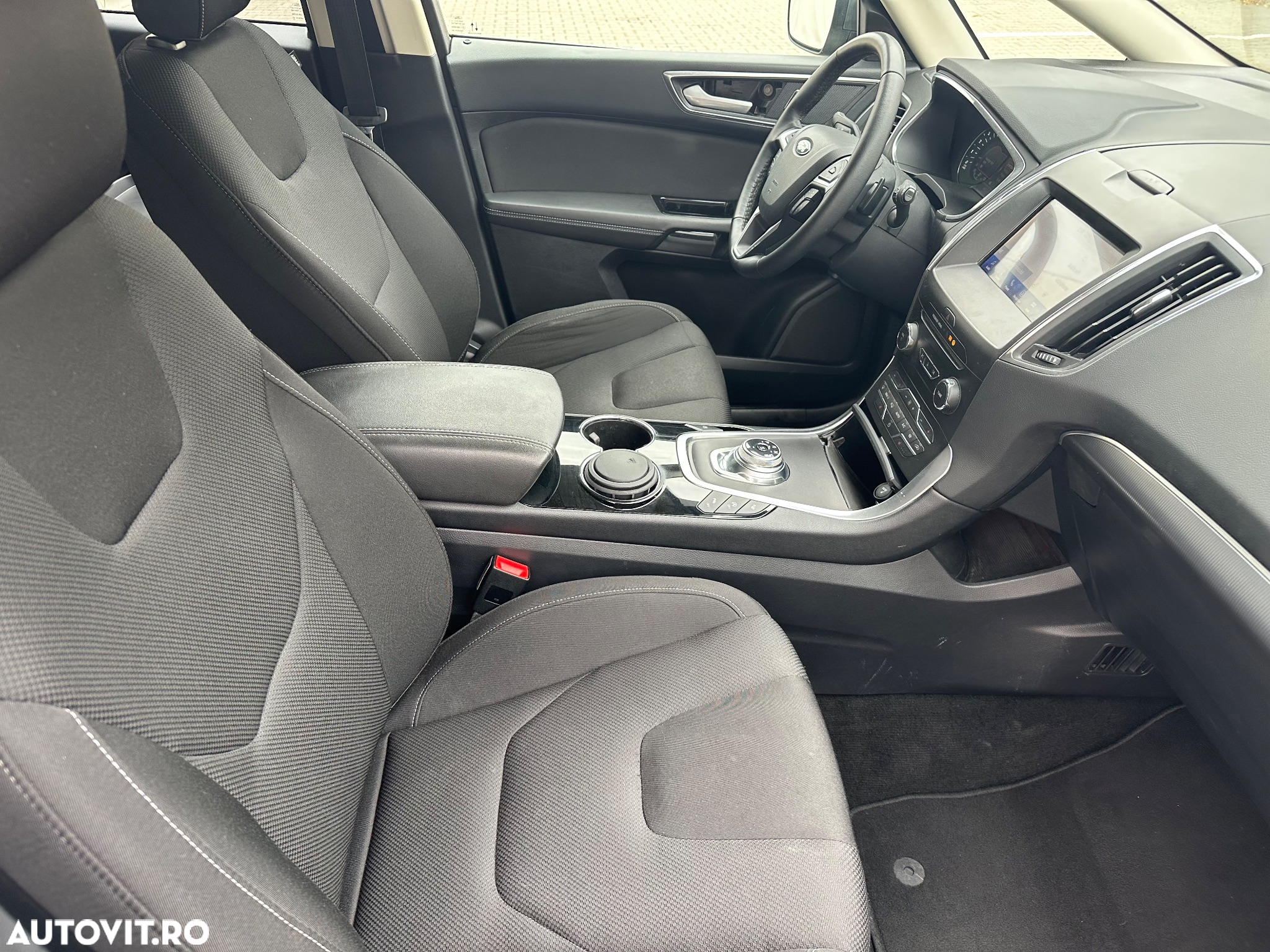 Ford S-Max ver-2-0-ecoblue-aut-titanium - 3