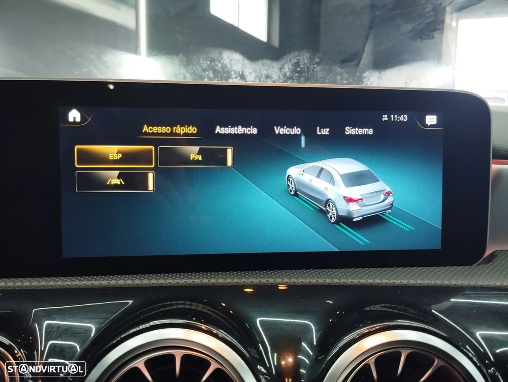 Mercedes-Benz A 180 Limousine d AMG Line Aut. - 33