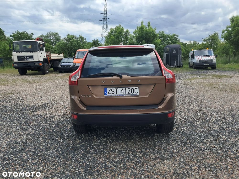 Volvo XC 60 - 4