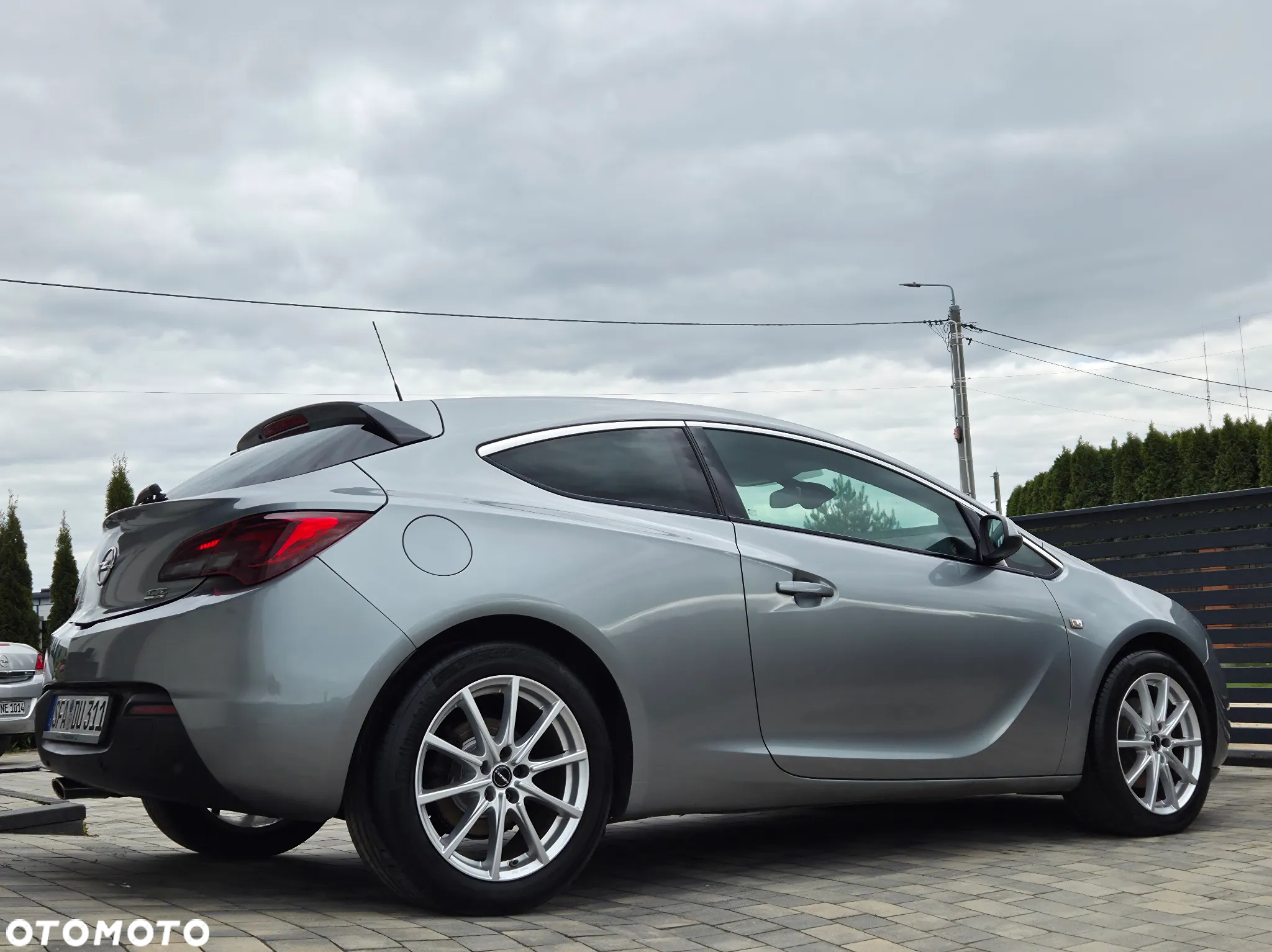 Opel Astra GTC 1.4 Turbo ecoFLEX Start/Stop - 4