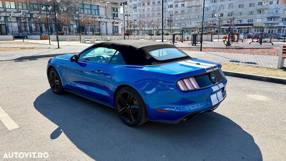 Ford Mustang Cabrio 2.3 Eco Boost - 4