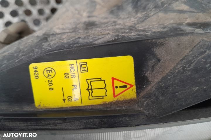 Far stanga NONFACELIFT Ford Focus 1  [din 1998 pana  2004] Hatchback - 1