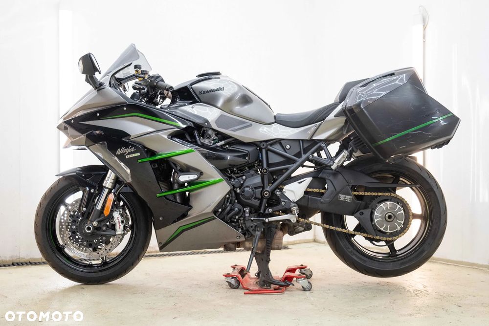 Kawasaki Ninja H2 SX - 9