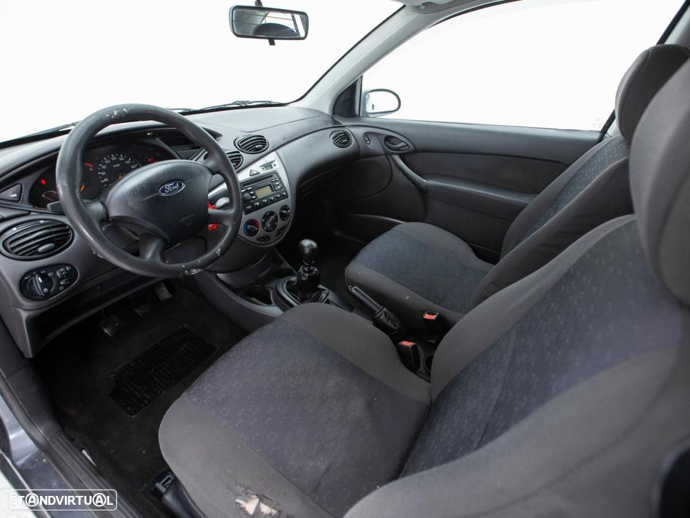 Ford Focus Van - 7