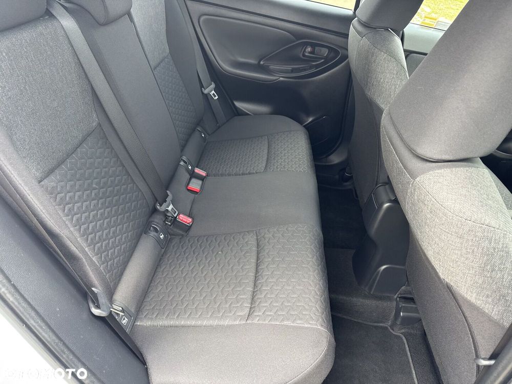 Toyota Yaris Cross Hybrid 1.5 Executive 4x4 - 12