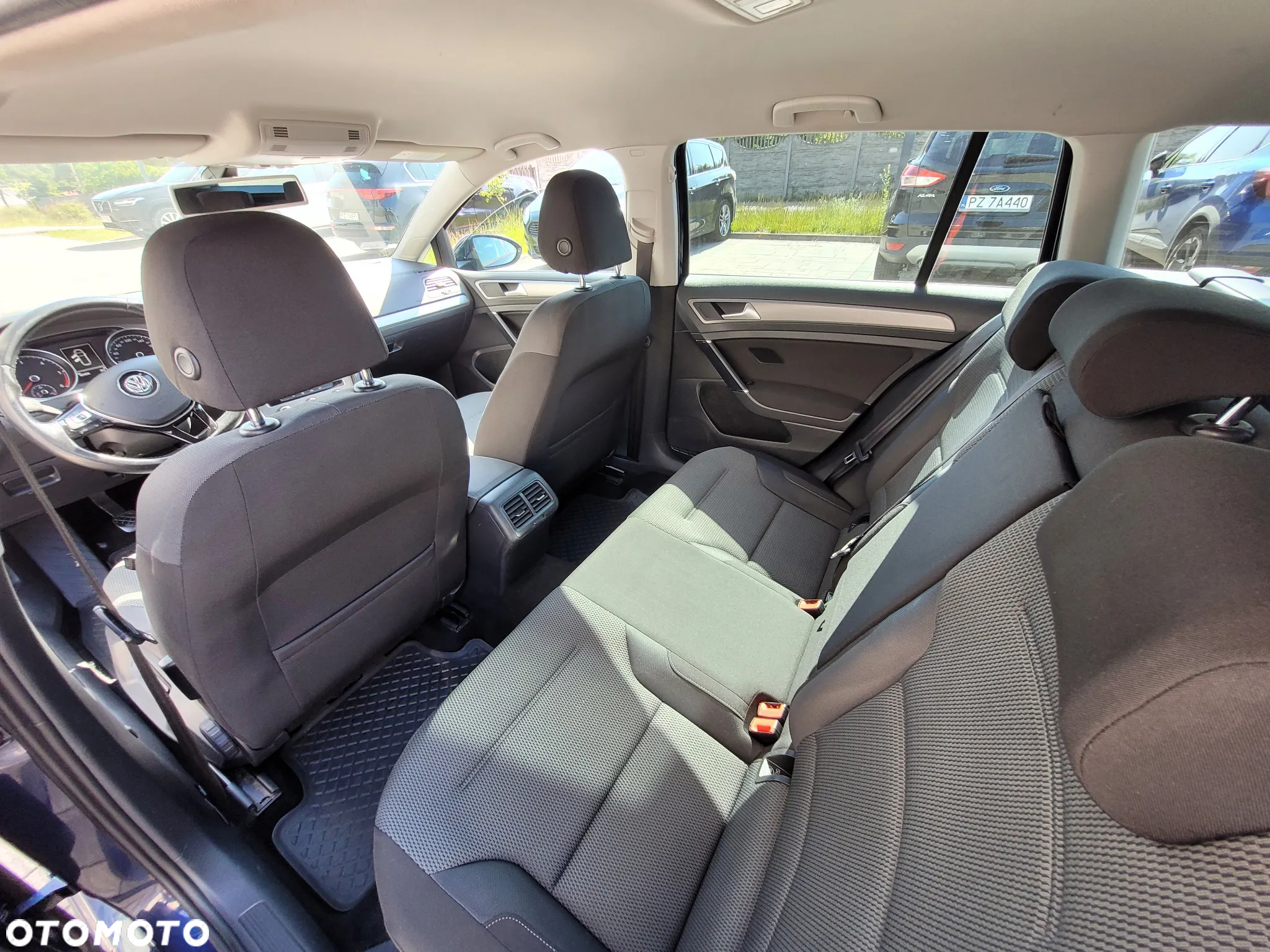 Volkswagen Golf VII 1.6 TDI BMT Comfortline - 9
