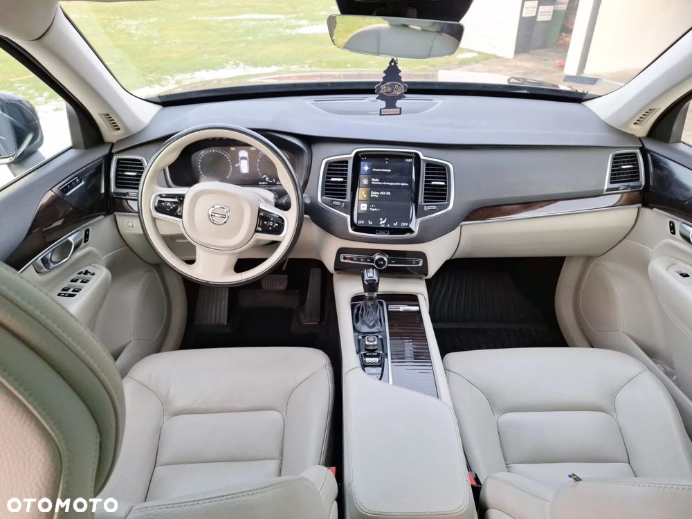 Volvo XC 90 T5 AWD Geartronic Momentum Pro - 10