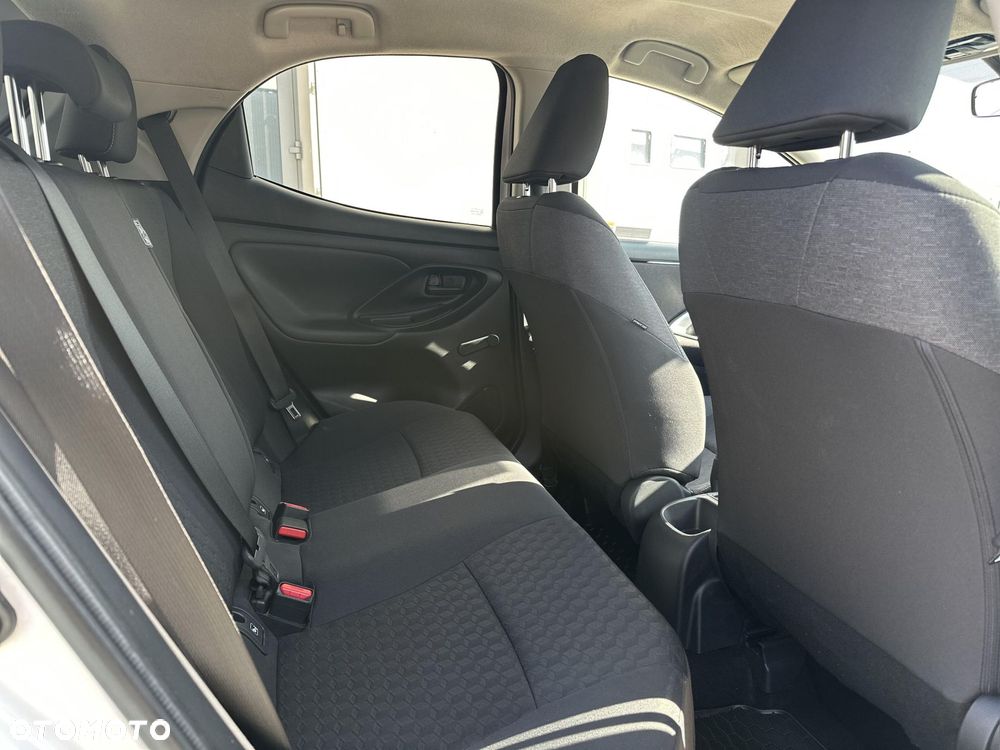 Toyota Yaris - 8
