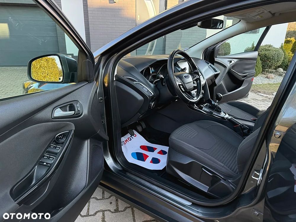 Ford Focus 1.5 TDCi DPF Start-Stopp-System Titanium - 16