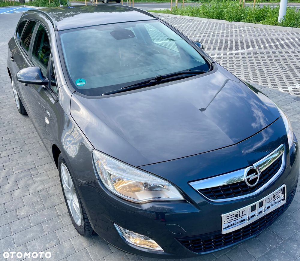 Opel Astra 1.7 CDTI DPF Cosmo - 6