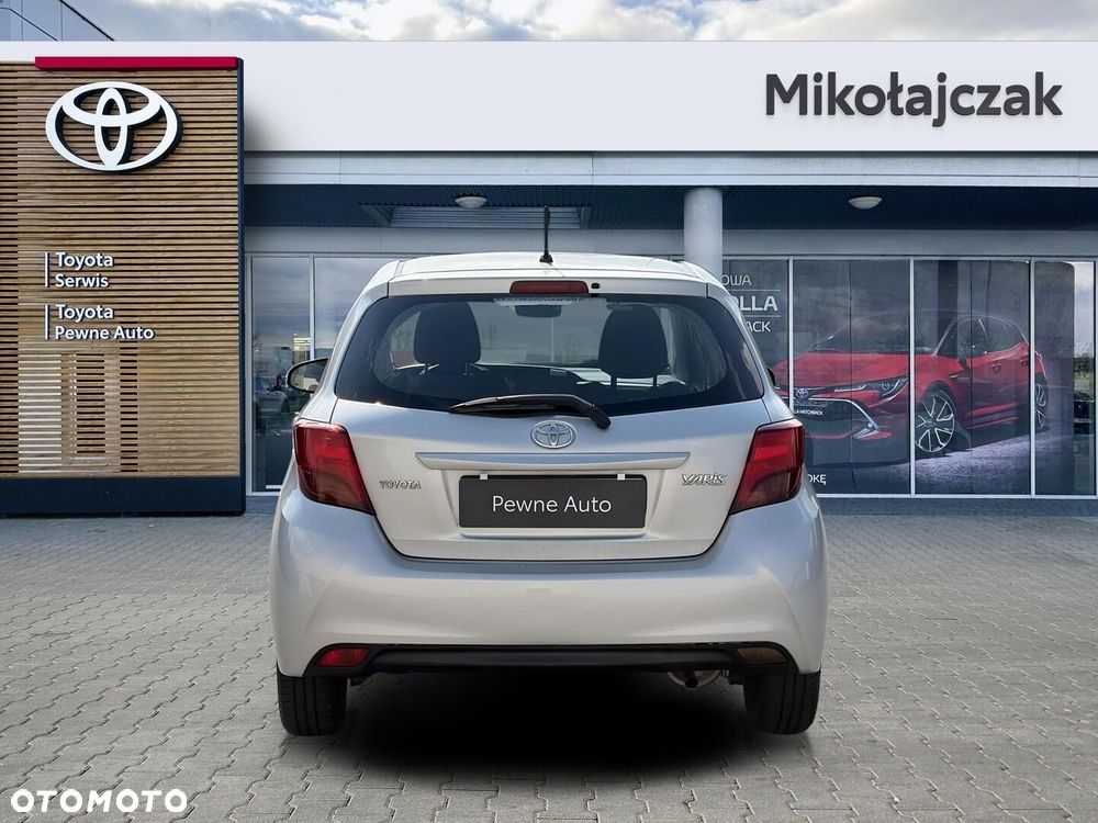 Toyota Yaris 1.0 Active EU6 - 8