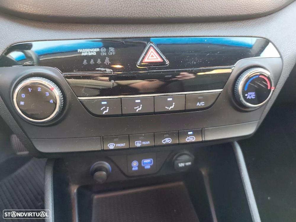 Hyundai Tucson blue 1.7 CRDi 2WD Advantage - 22