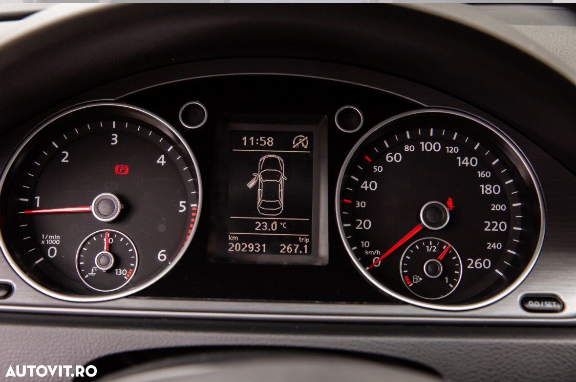 Volkswagen Passat 2.0 TDI BlueMotion Technology Comfortline - 16