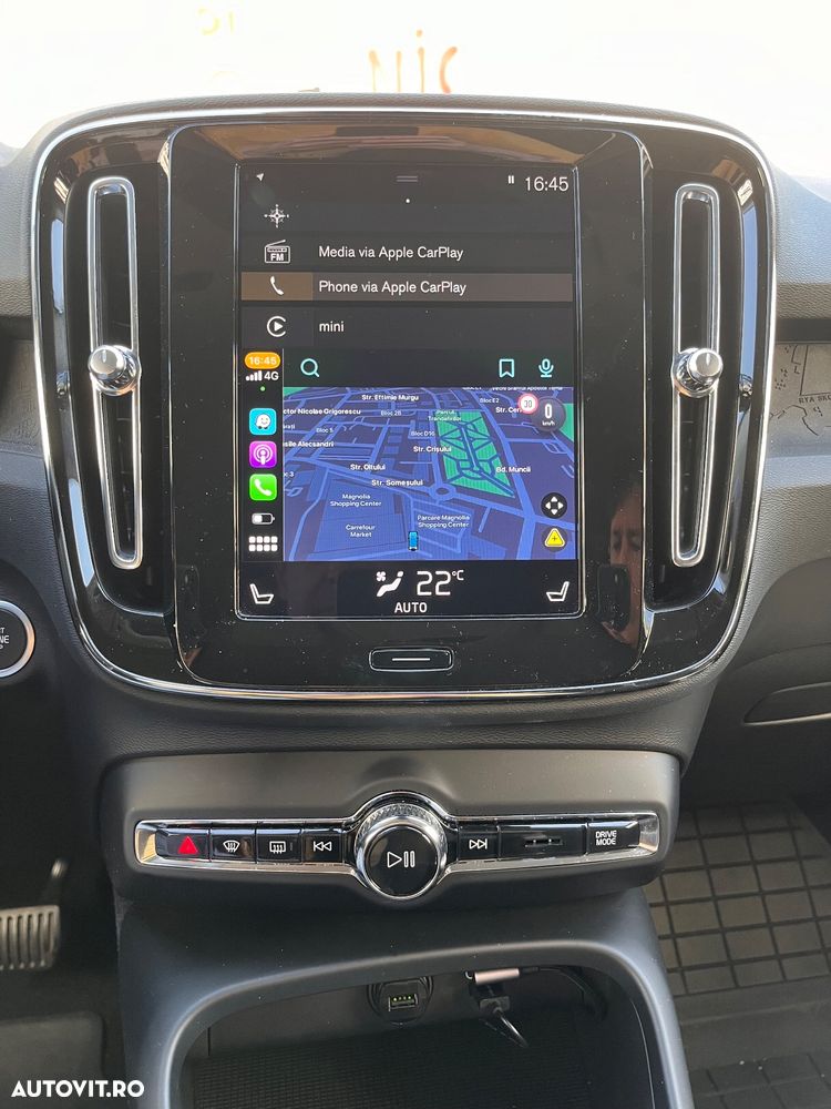 Volvo XC 40 T4 Momentum Pro - 15