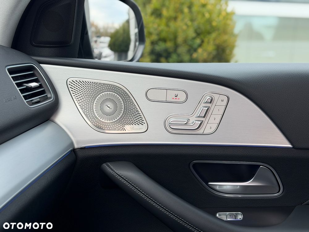 Mercedes-Benz GLE 300 d 4Matic 9G-TRONIC AMG Line Advanced Plus - 23