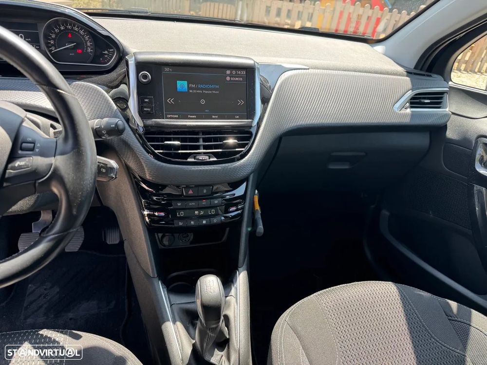 Peugeot 208 1.6 BlueHDi Allure - 10