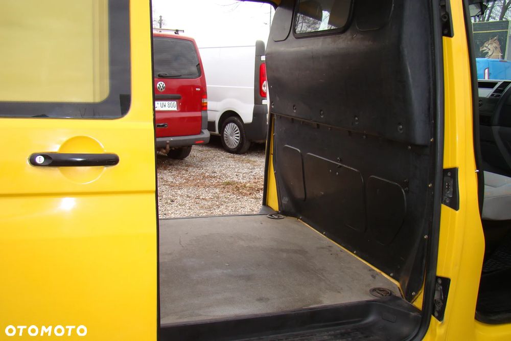 Volkswagen Transporter - 17