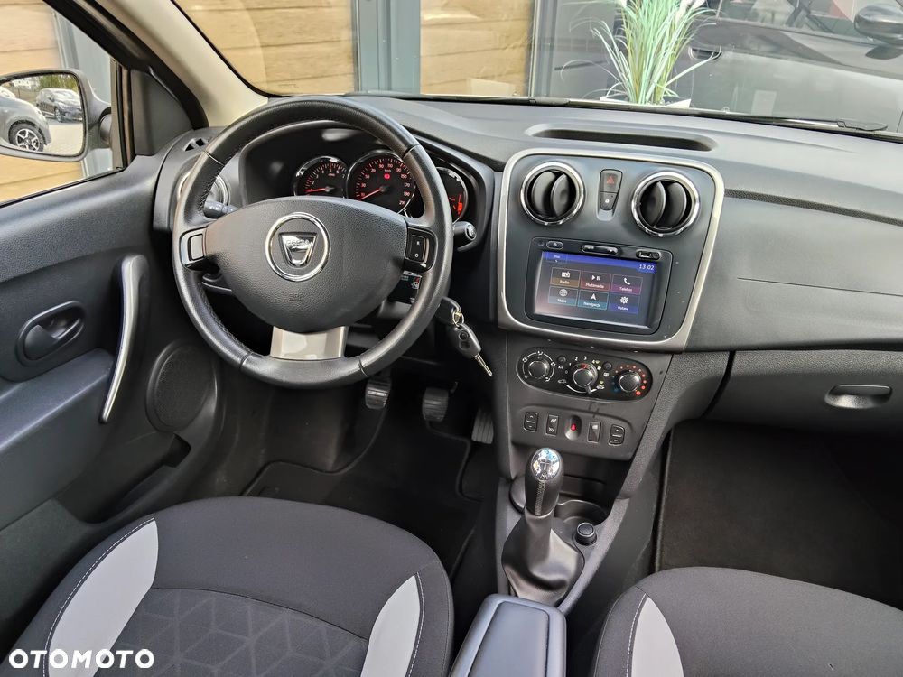 Dacia Sandero Stepway TCe 90 Prestige - 18