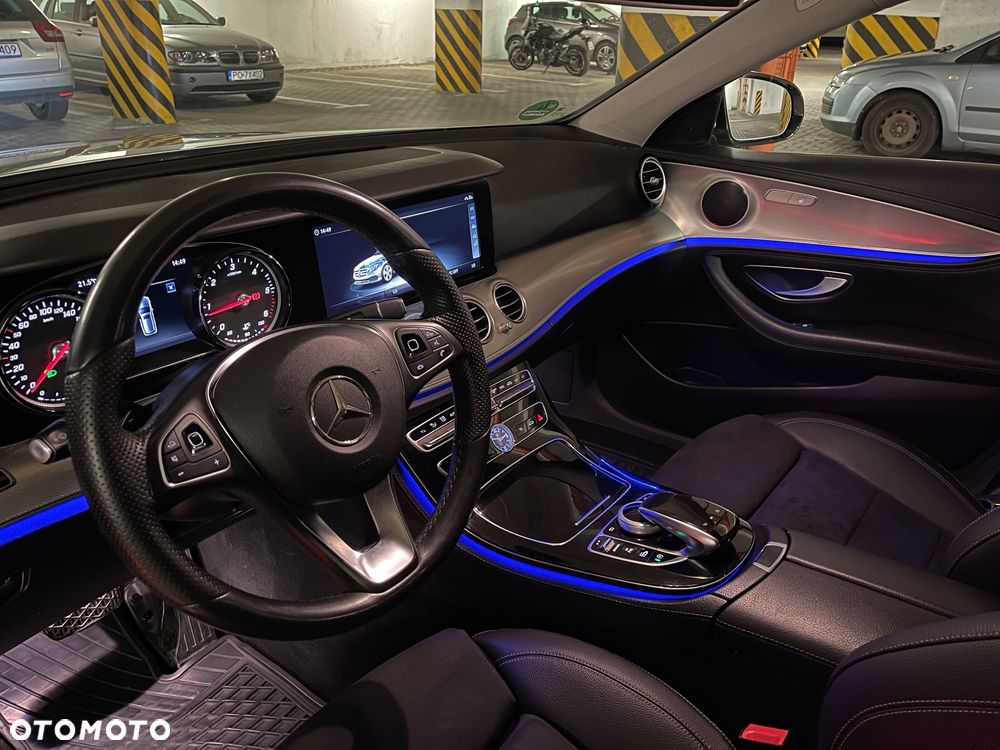 Mercedes-Benz Klasa E 220 d 9G-TRONIC Avantgarde - 29