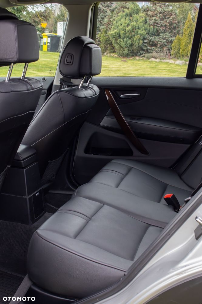 BMW X3 2.0d - 13