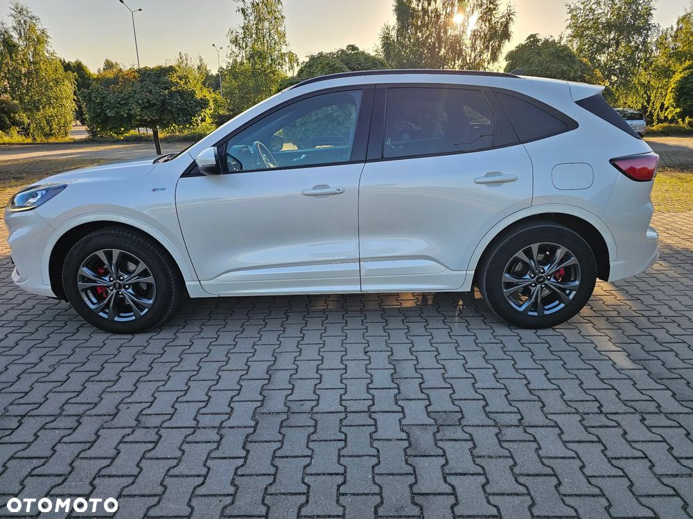 Ford Kuga - 4