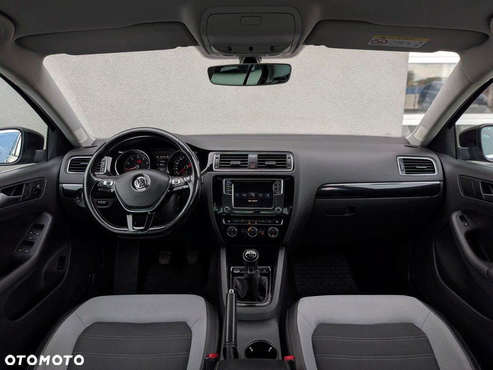 Volkswagen Jetta 1.4 TSI BMT Highline - 16