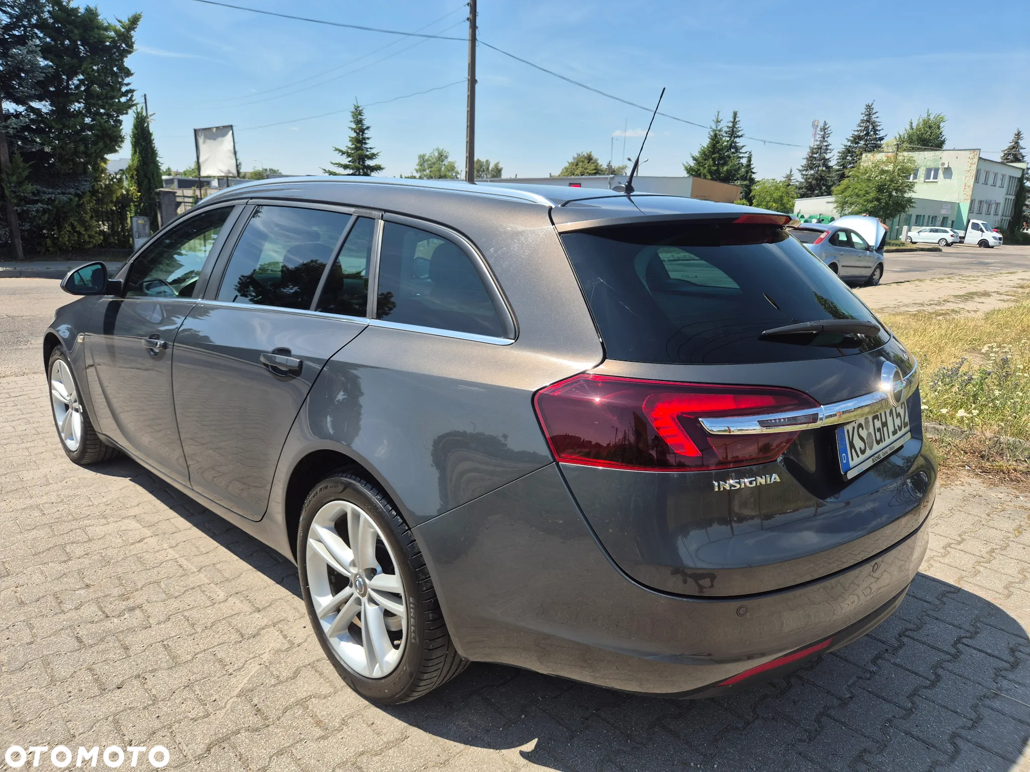 Opel Insignia 2.0 CDTI 4x4 ecoFLEX Start/Stop Edition - 2