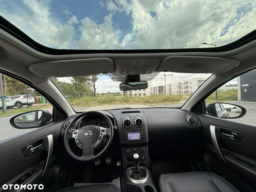 Nissan Qashqai - 25