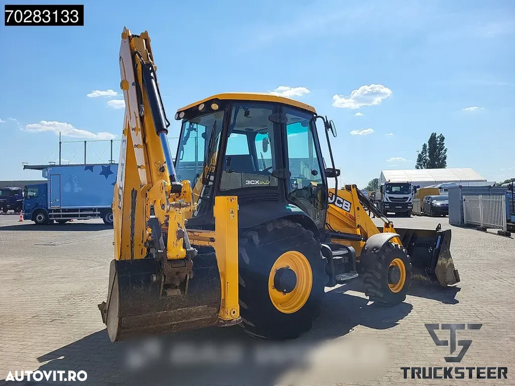 JCB 3CX - 12