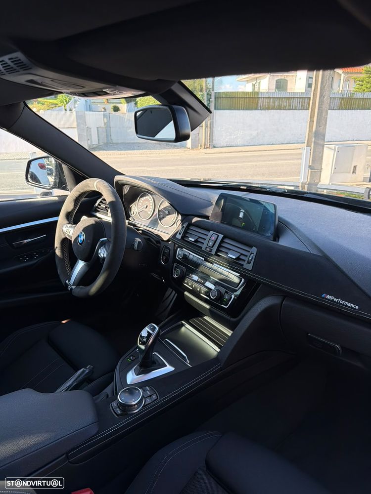 BMW 320 d Pack M Auto - 14