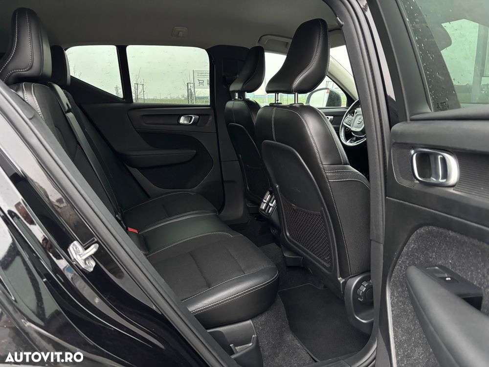 Volvo XC 40 D4 AWD Geartronic - 17