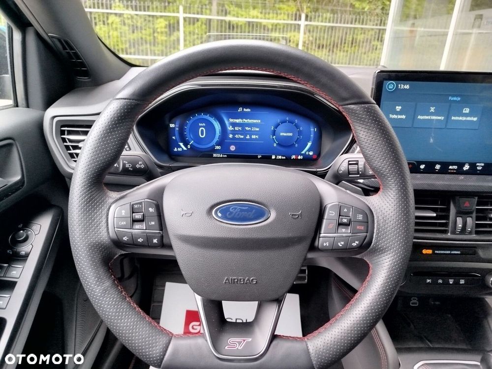Ford Focus 2.3 EcoBoost ST X - 11