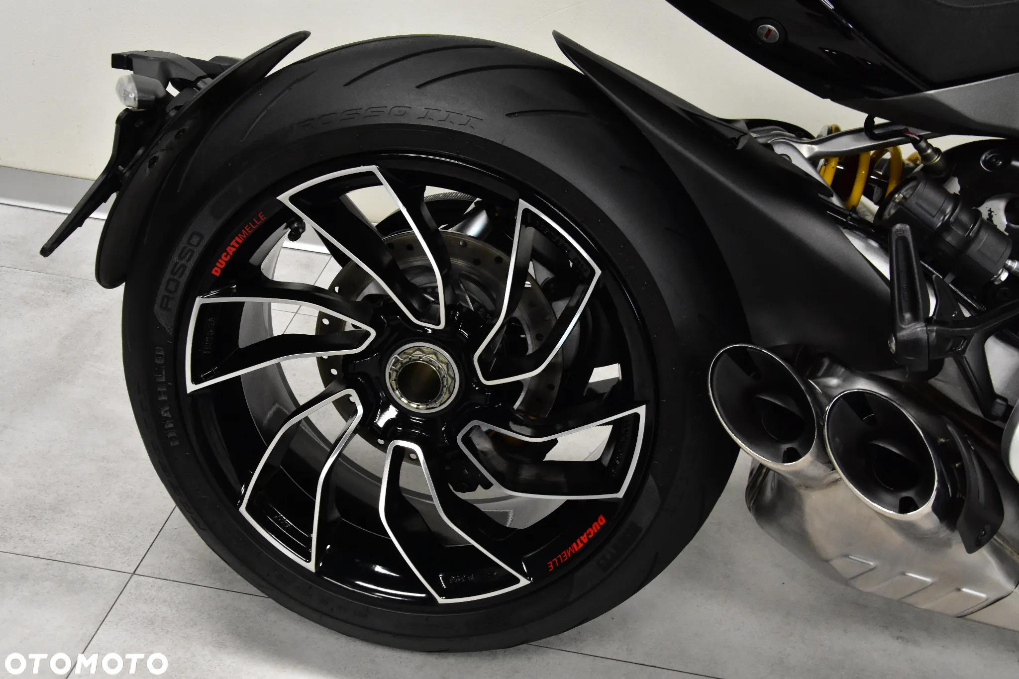 Ducati Diavel - 31