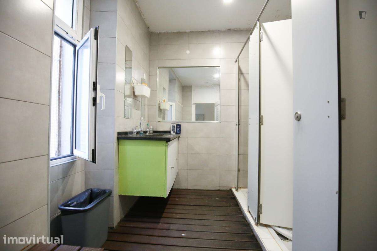 Quarto - localizado em Entrecampos Lisbon - Grande imagem: 2/45