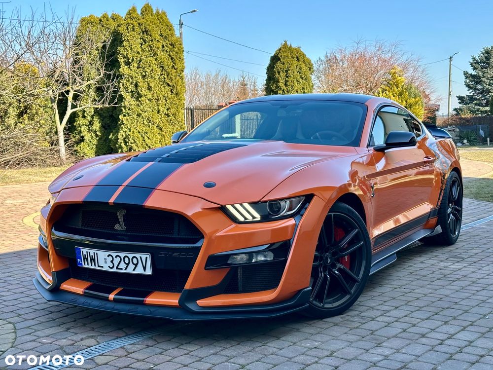 Ford Mustang - 1