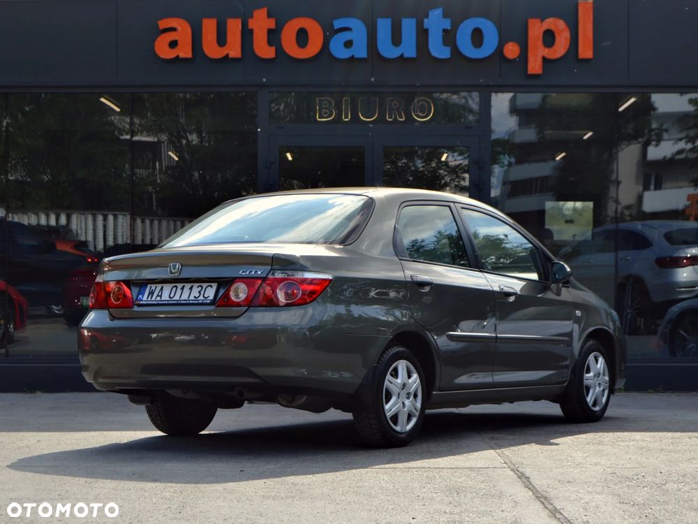 Honda City 1.4 Comfort - 6