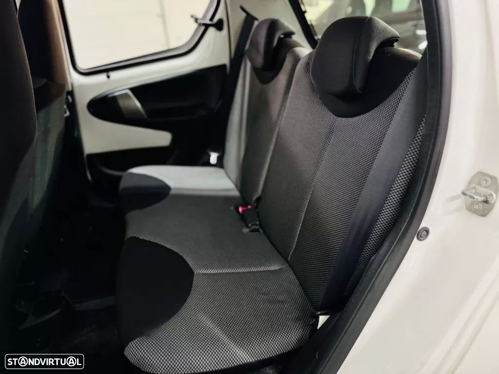 Toyota Aygo 1.0 Power Pack+AC+JLL+VSC - 39