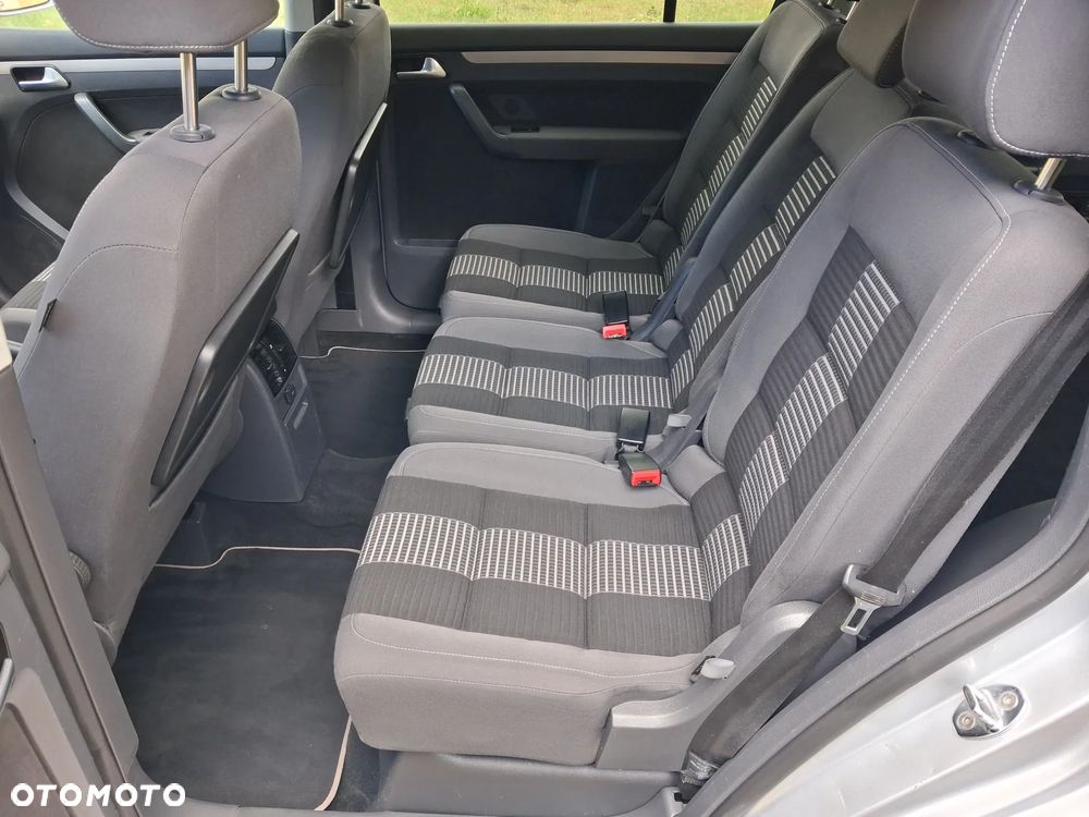 Volkswagen Touran 1.9 TDI - 17