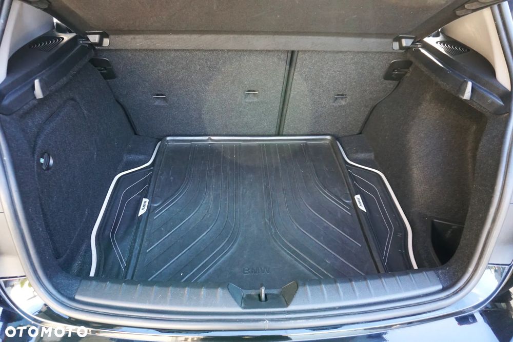 BMW Seria 1 116d EfficientDynamics - 16