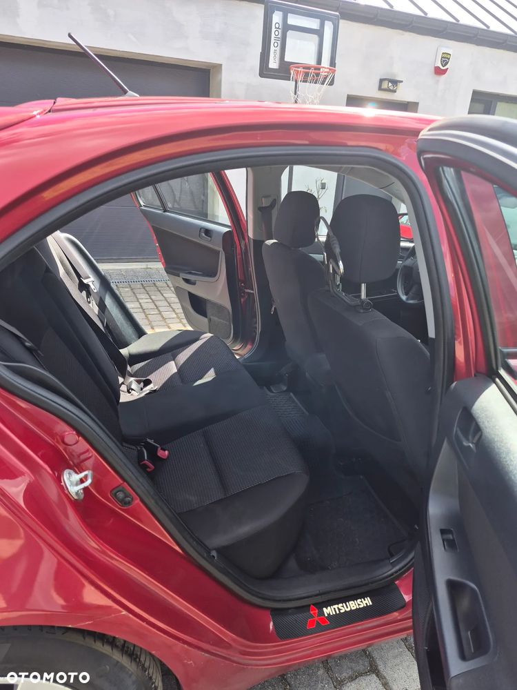 Mitsubishi Lancer 1.6 Inform - 6