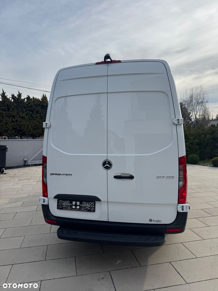 Mercedes-Benz Sprinter 317 CDI Maxii - 10